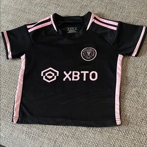 Messi size 18 Euro size 4T Kids Black and Pink Soccer Jersey
